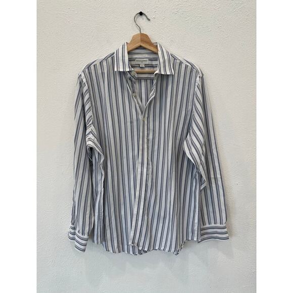 Men's Banana Republic Blue & White striped Button Up Dress Shirt Size Large - Picture 1 of 4